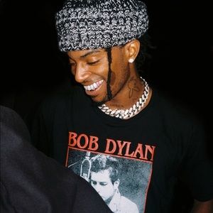 Meet your Posher, Christian